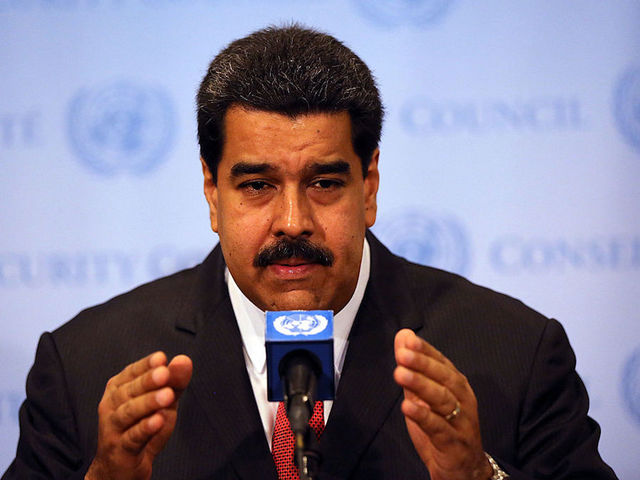 Venezuela crisis: Police helicopter hurled grenades at Supreme Court Venezuela crisis: Police helicopter hurled grenades at Supreme Court