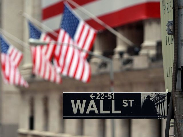 S&P, Dow rise as industrial, consumer stocks gain
