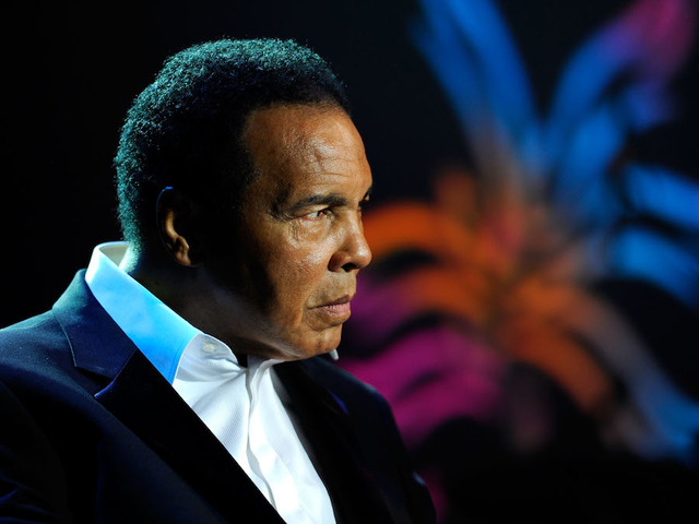 Trump floats posthumous pardon for Muhammad Ali, whose conviction was overturned